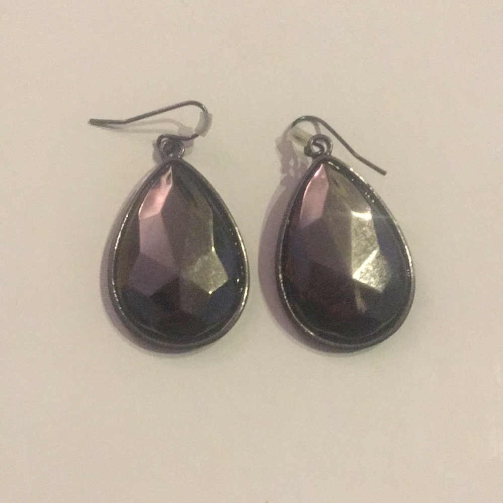 FREE WITH CLOTHING OR SHOE PURCHASE! Earrings